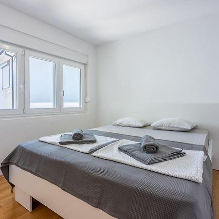 Apartment Robert Crikvenica Kültér fotó