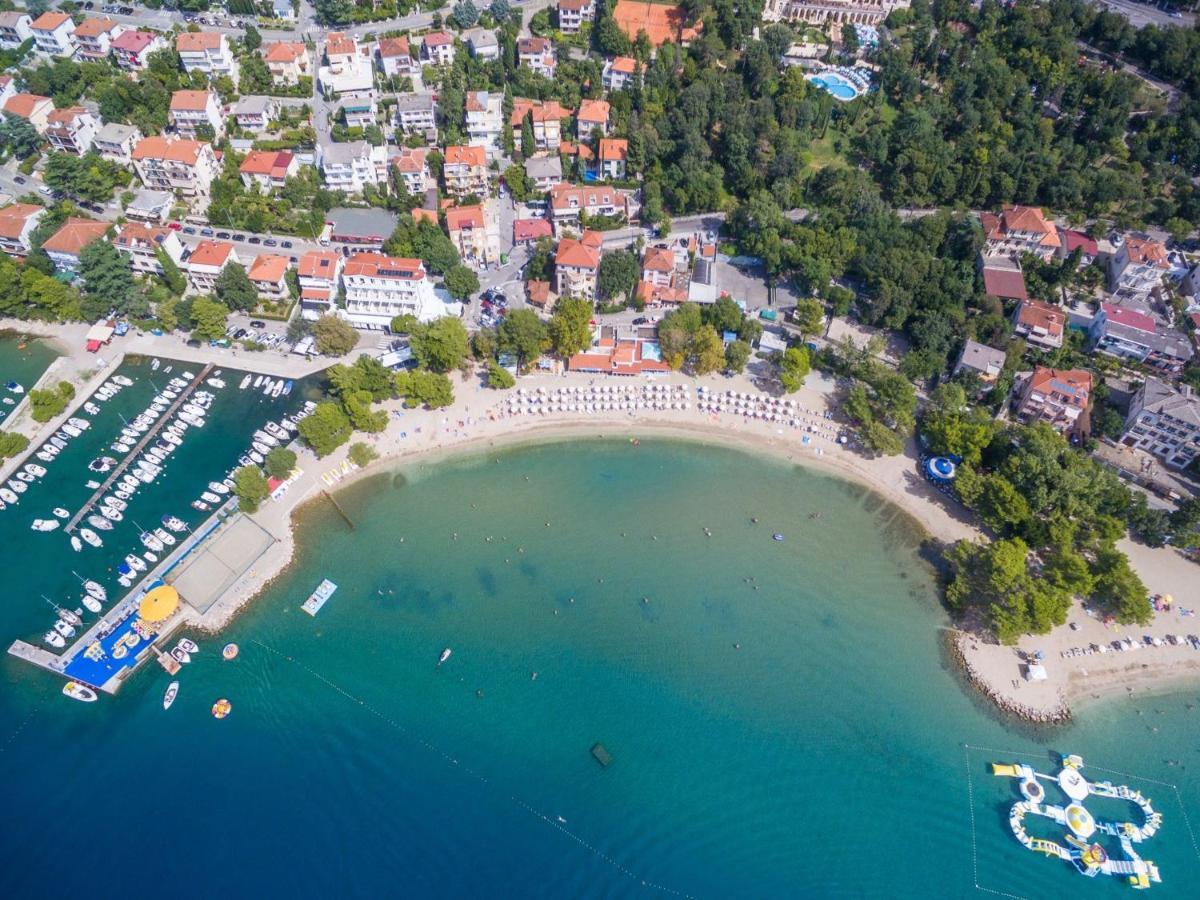 Apartment Robert Crikvenica Kültér fotó