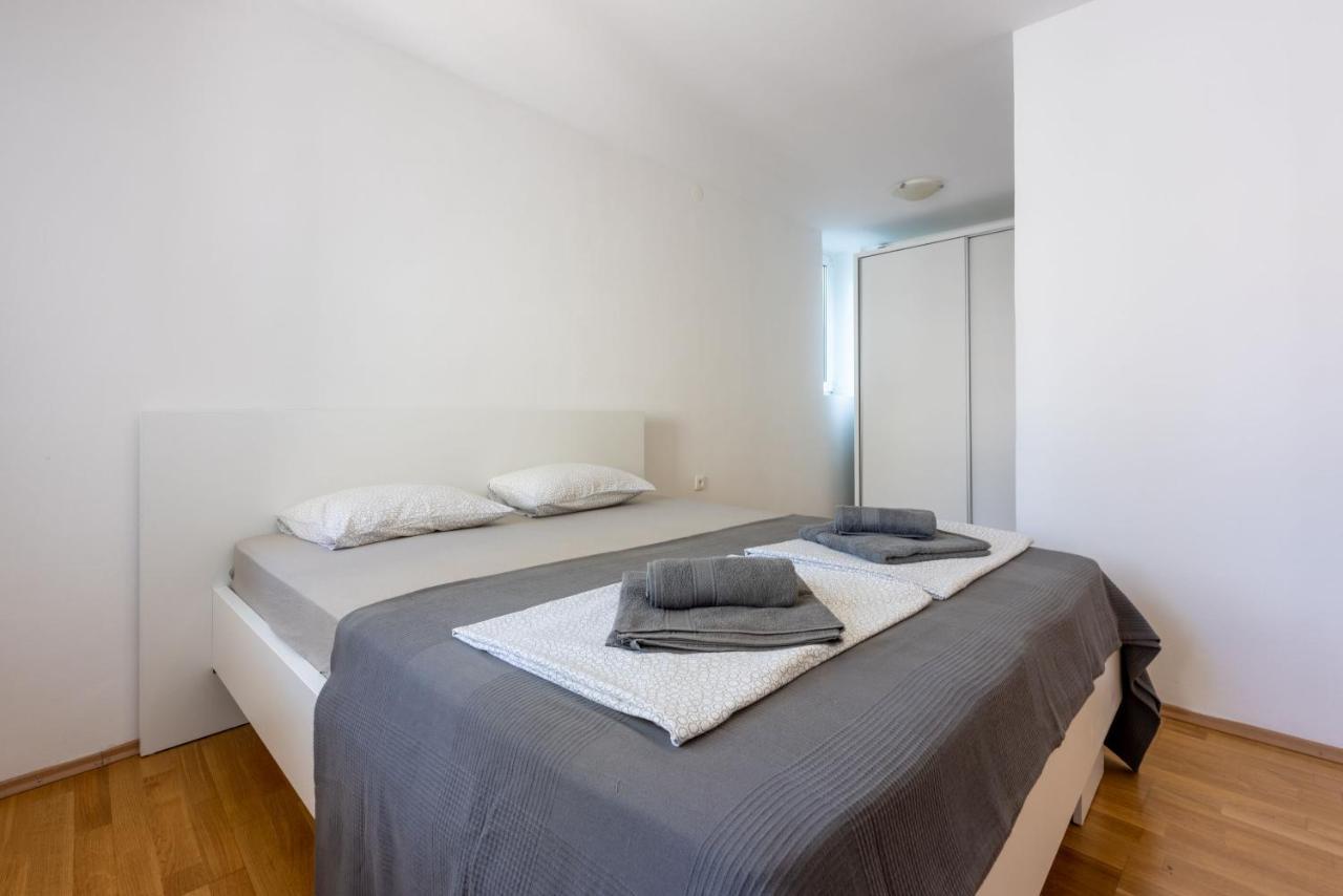 Apartment Robert Crikvenica Kültér fotó