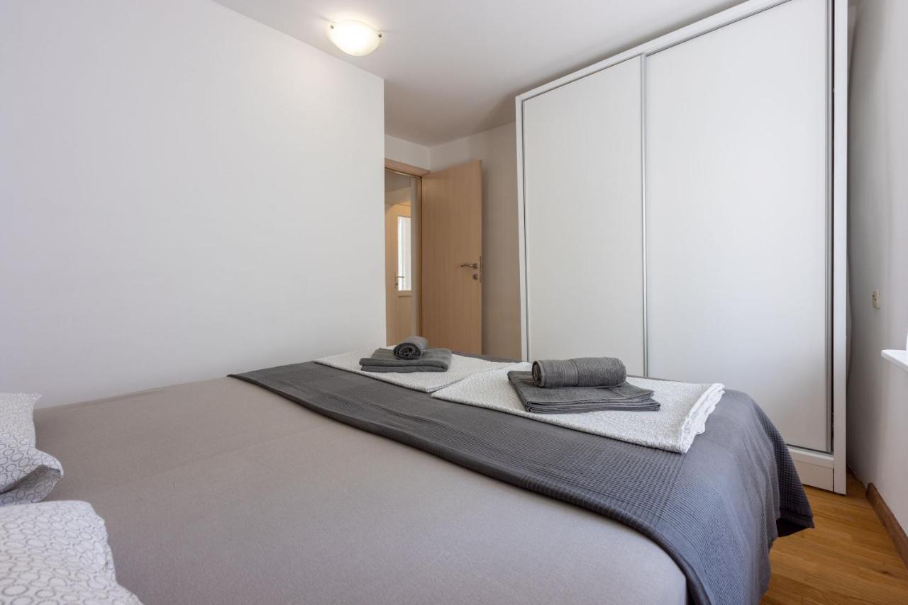 Apartment Robert Crikvenica Kültér fotó