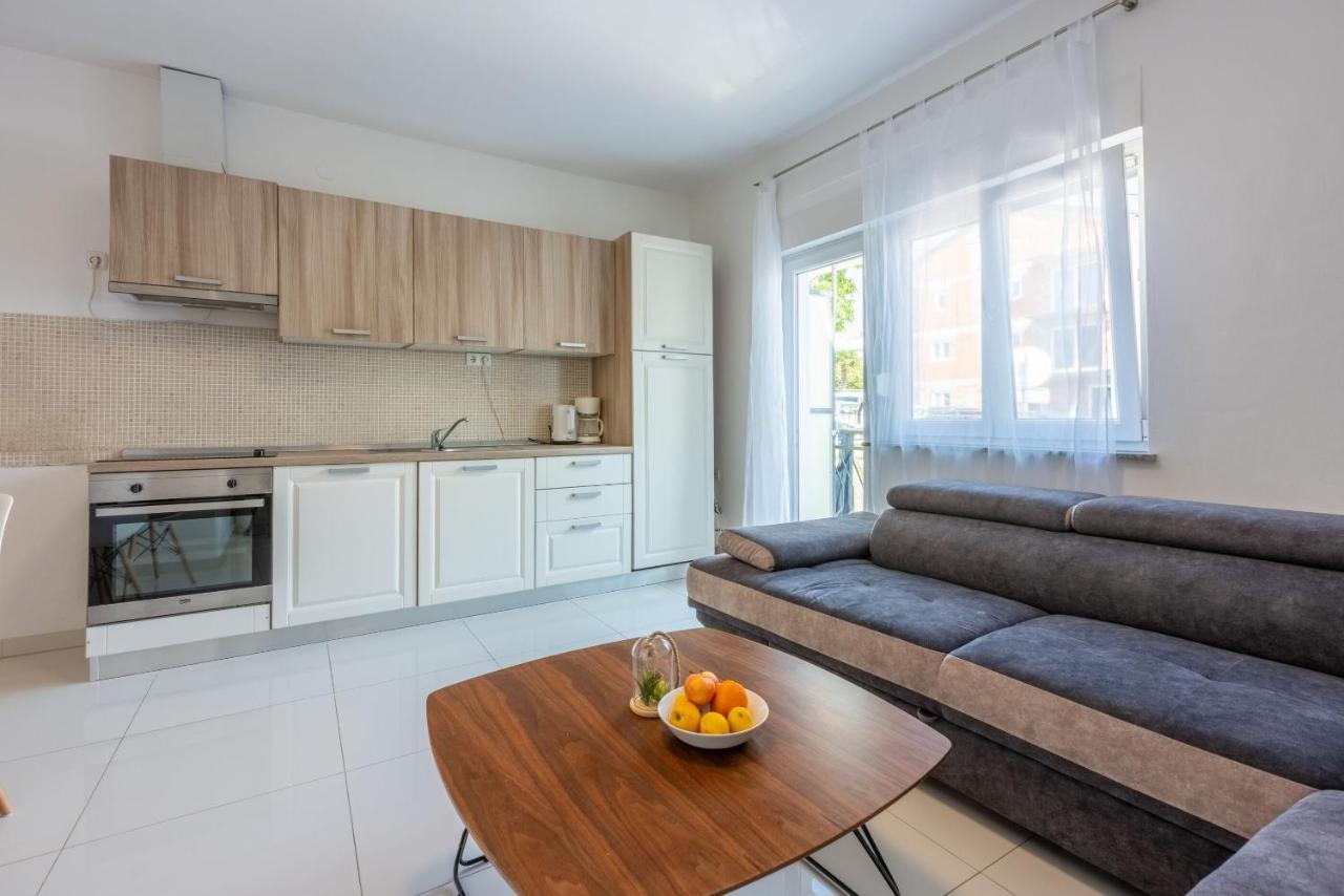 Apartment Robert Crikvenica Kültér fotó