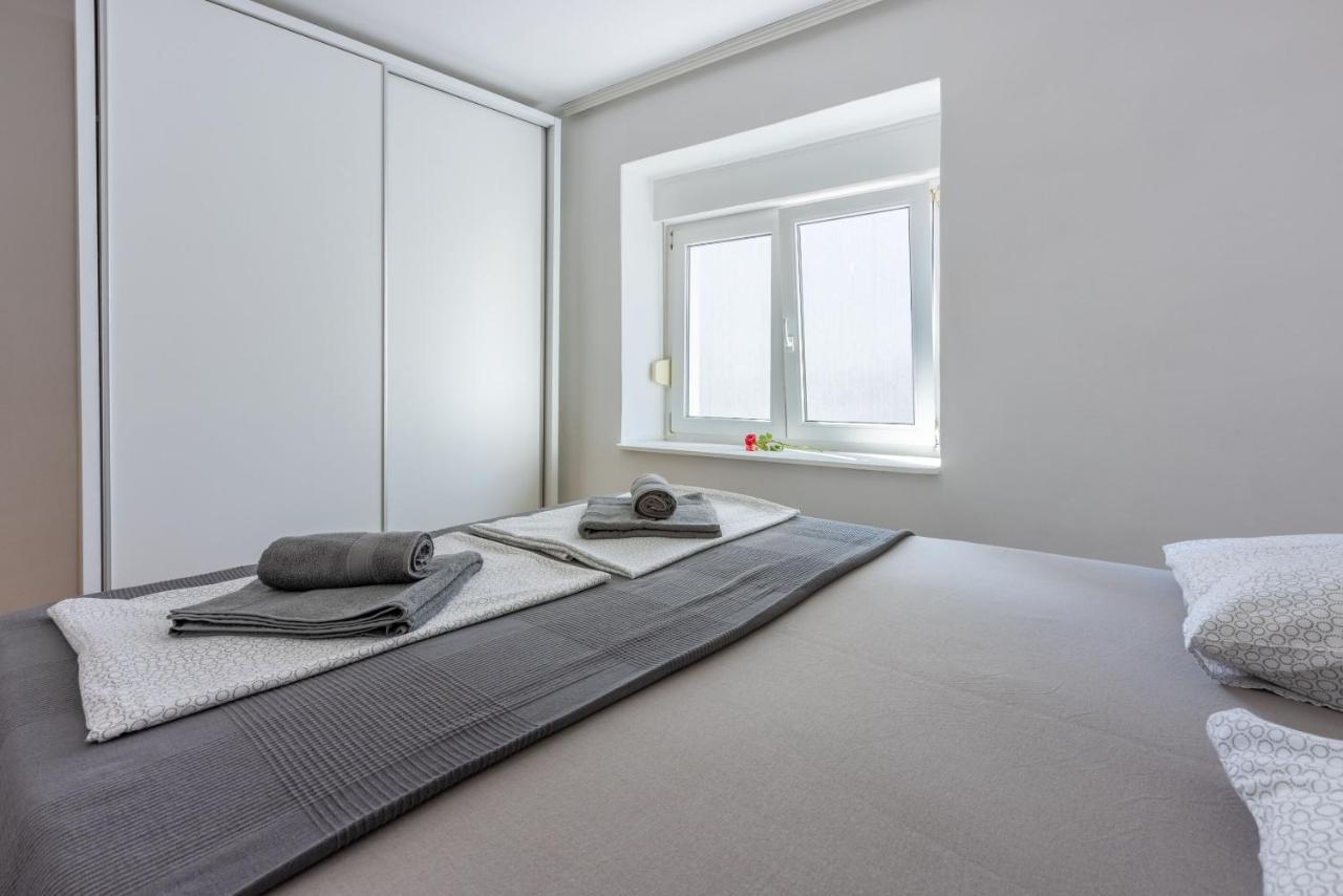 Apartment Robert Crikvenica Kültér fotó